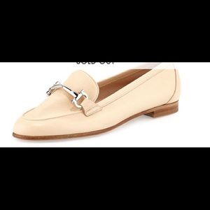Ferragamo nude loafers